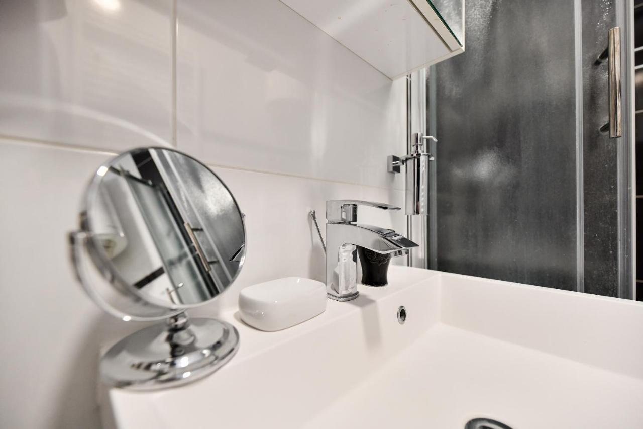 Lauris Luxury Apartment Задар Экстерьер фото